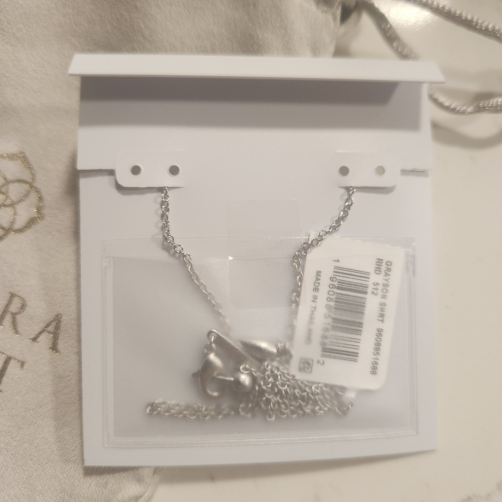 NWT Kendra Scott Grayson Silver Pendant Necklace in Dichroic Glass - Picture 3 of 4